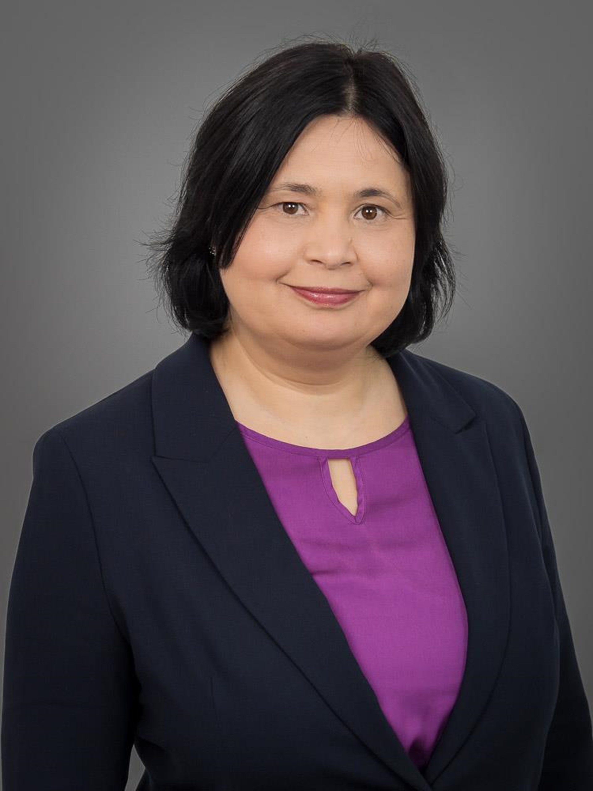 Helena Seredin, Leitung Controlling