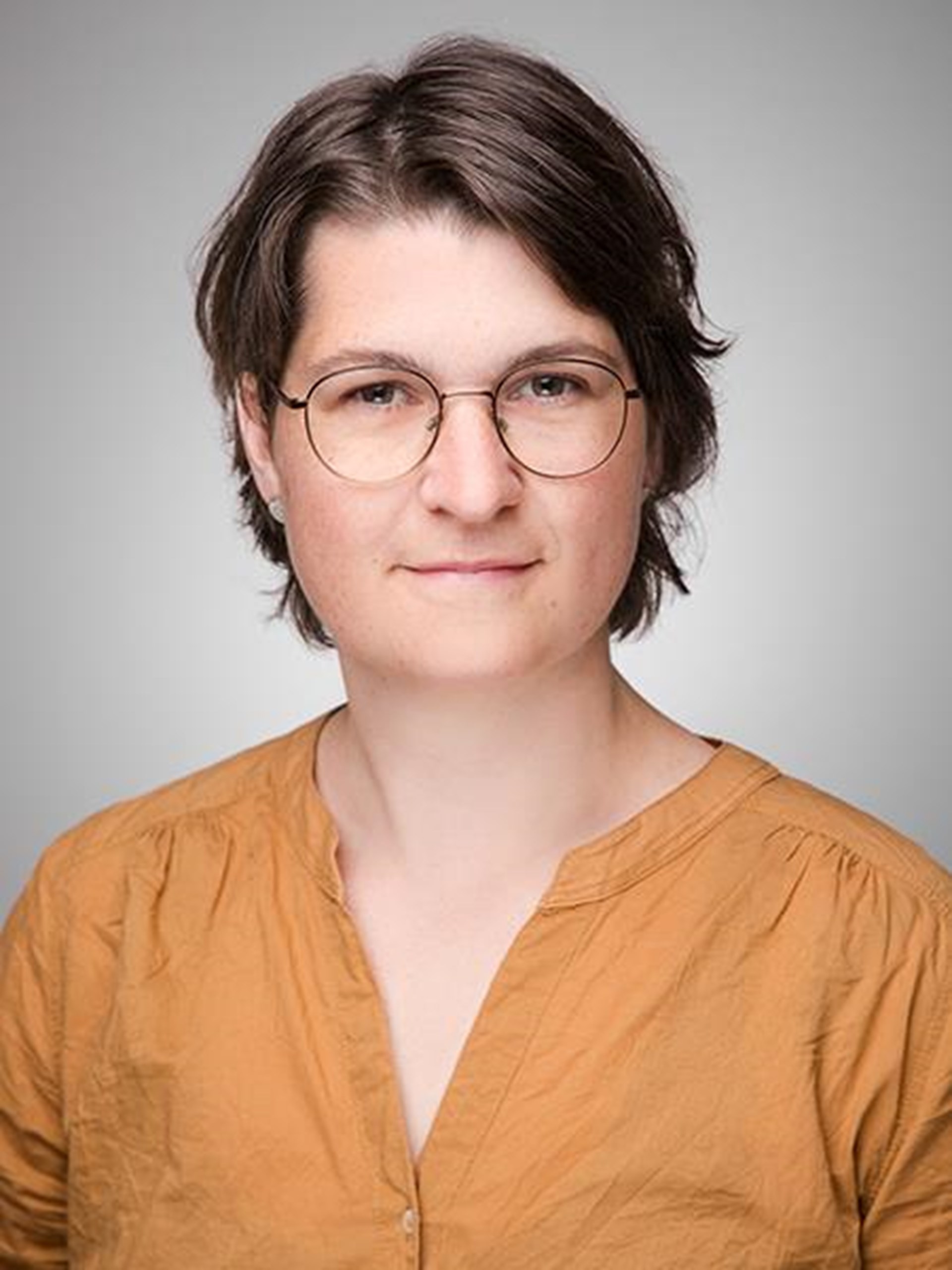 Pia Aporta, Gemeinwesenarbeit Bad Homburg